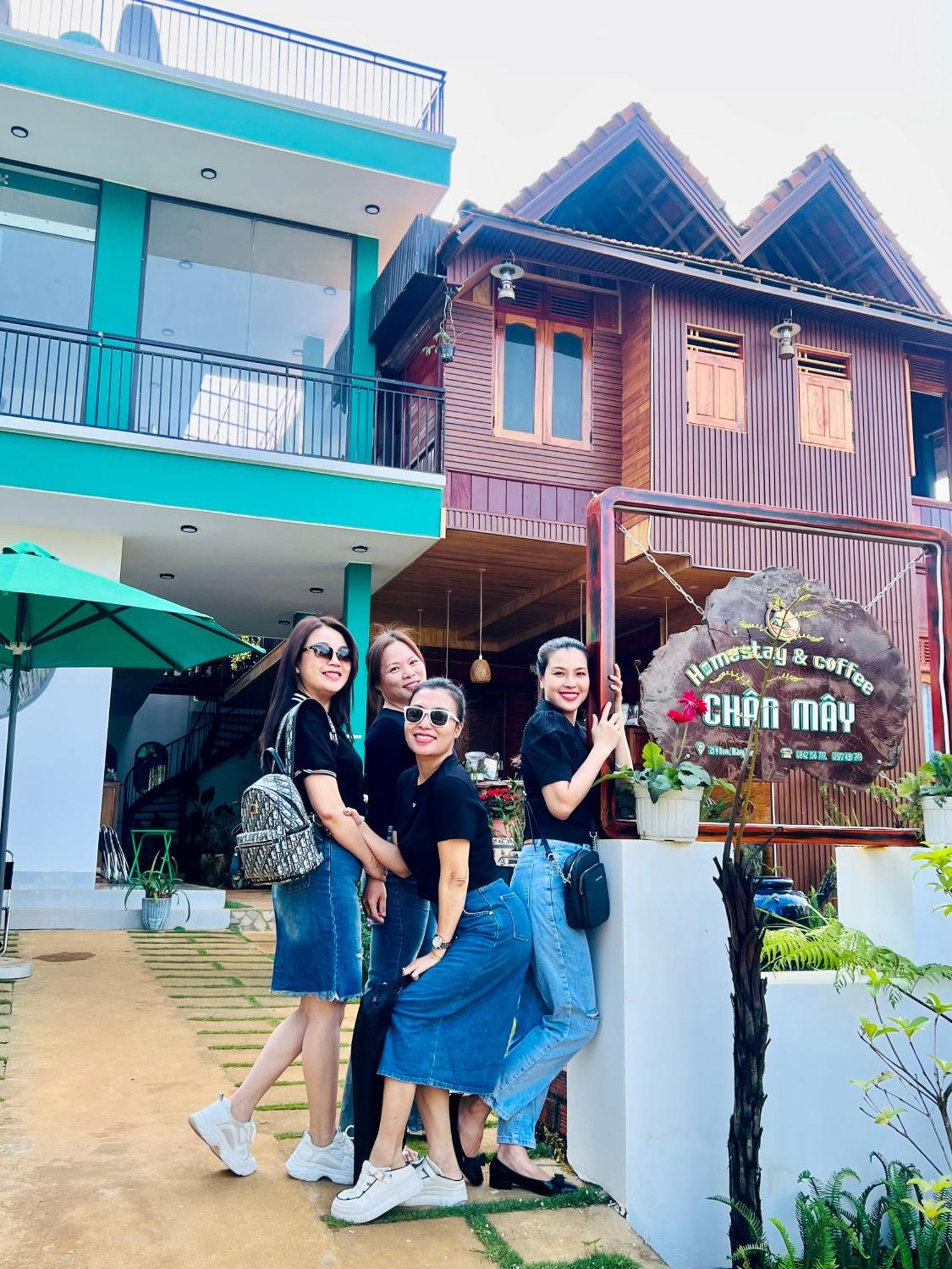 Chan May Homestay Mang Den Kon Von Kla ภายนอก รูปภาพ
